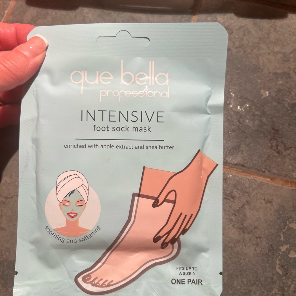Que Bella Intensive Foot Sock Mask